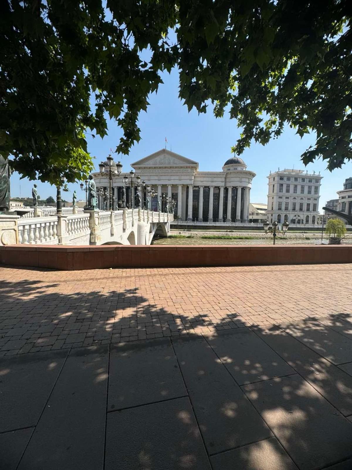 Mina Modern & Cozy Apartment Main City Square Gtc Скопье Экстерьер фото